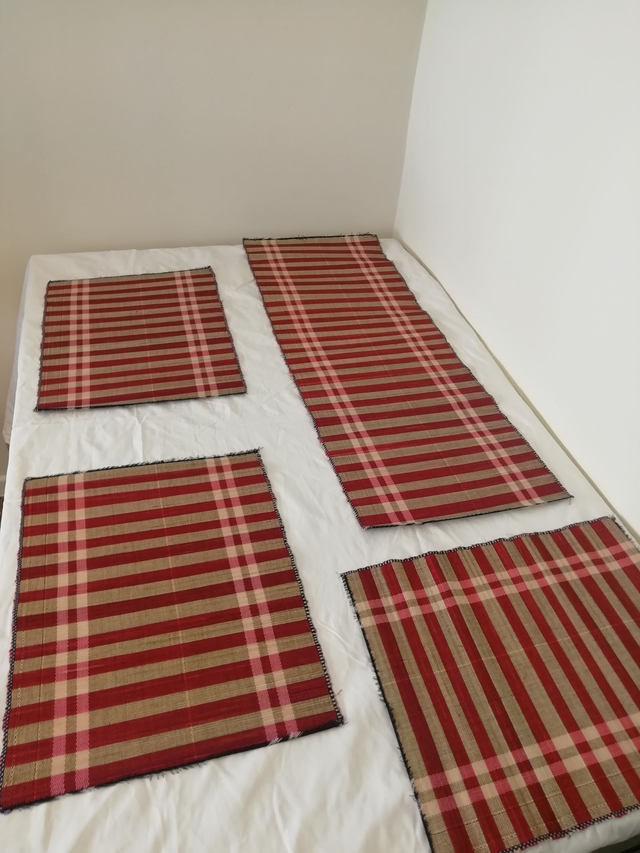 Woven table runner and placemat Set