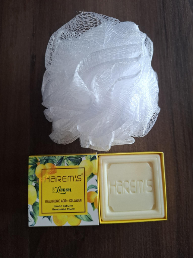 Soap & A Scrunch (Scrunch Colour May Vary)