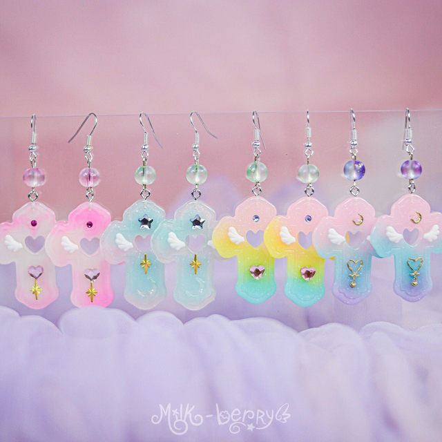 Boucles d'Oreilles Magical Cross