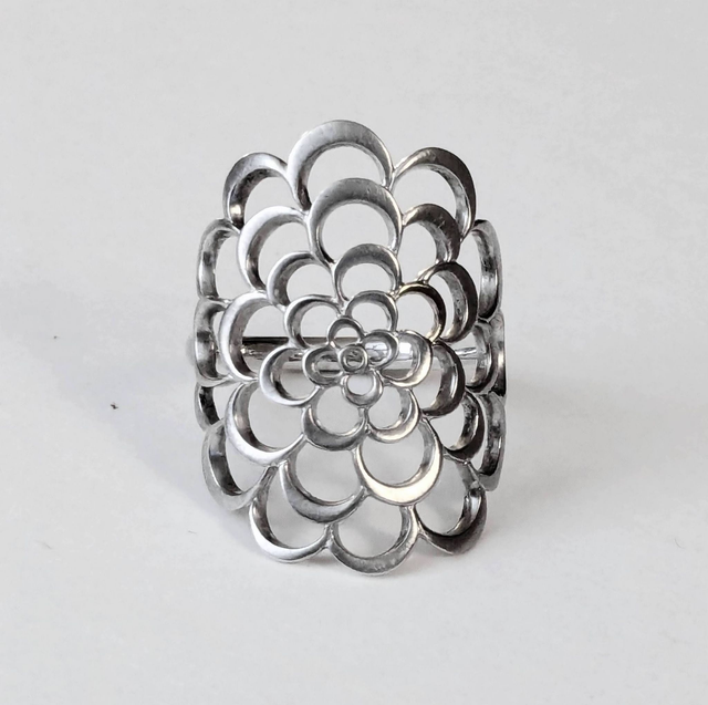 Bague « Floraison Éternelle »
