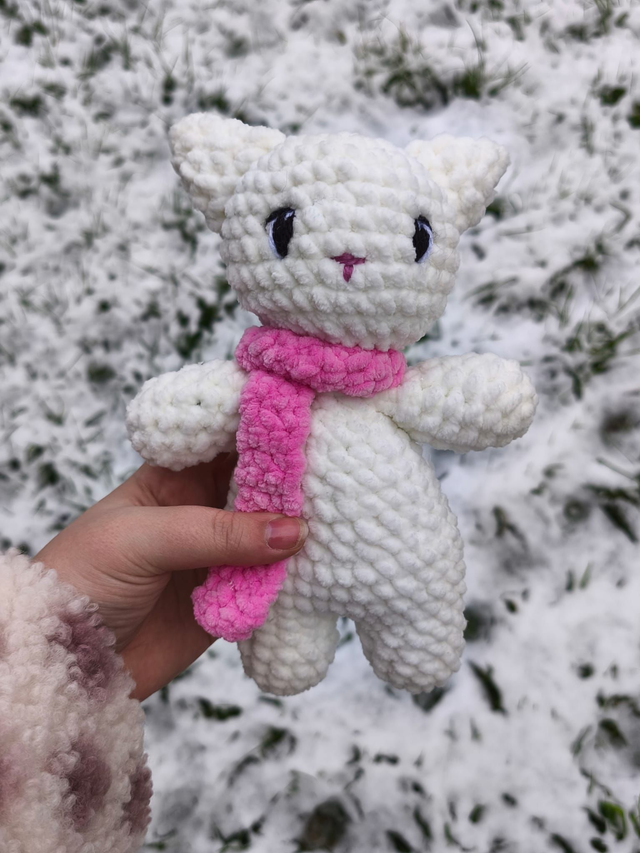 Peluche debout variation