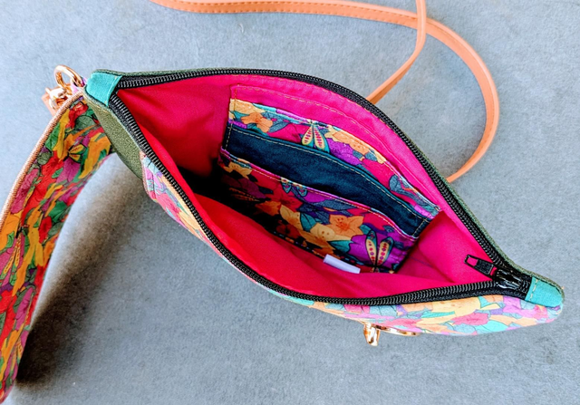 Pochette compacte Holly