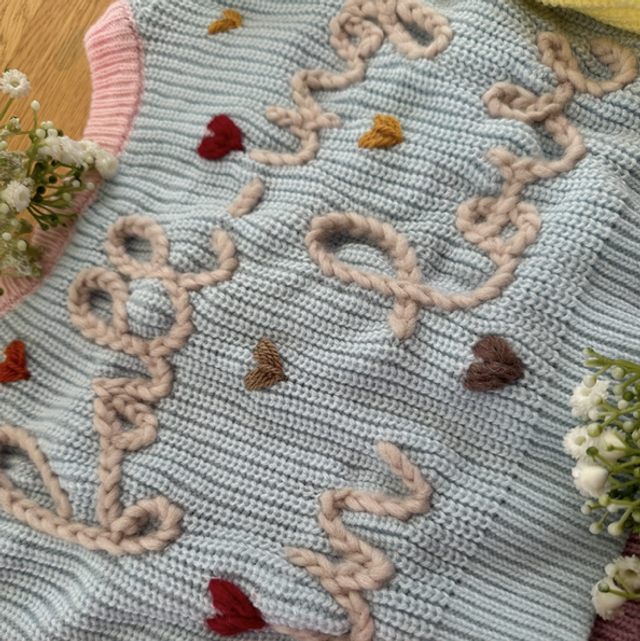 Pastel Patch Cardigan ‘fall-ing in love’ - size: 3-4years 