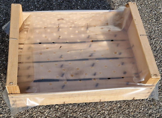 Coiffes formats 370x500mm pour caisse 40x30 à plat perforé 8 mm boites de 2 000 