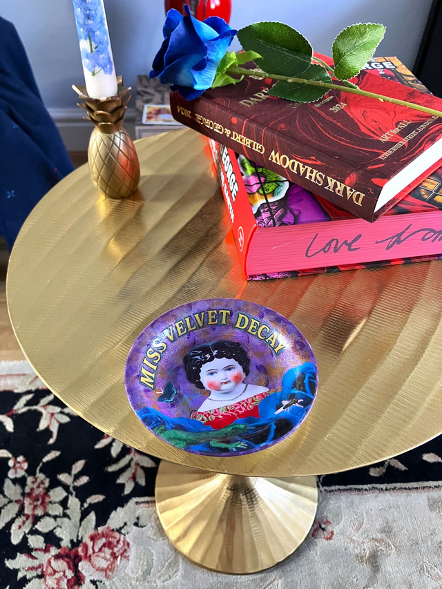 "Miss Velvet Decay" Lilac Upcycled Trinket Dish - House of Frisson