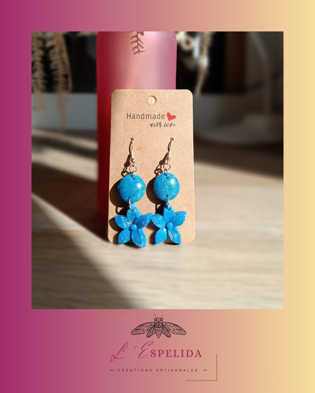 Lil'Flowers bleues et argentées avec boules