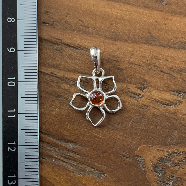 Pendentif en argent et Ambre - Fleur 