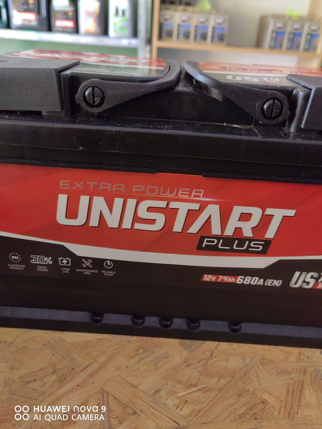 Akumulator UnistartPlus 12v 74Ah 680A
