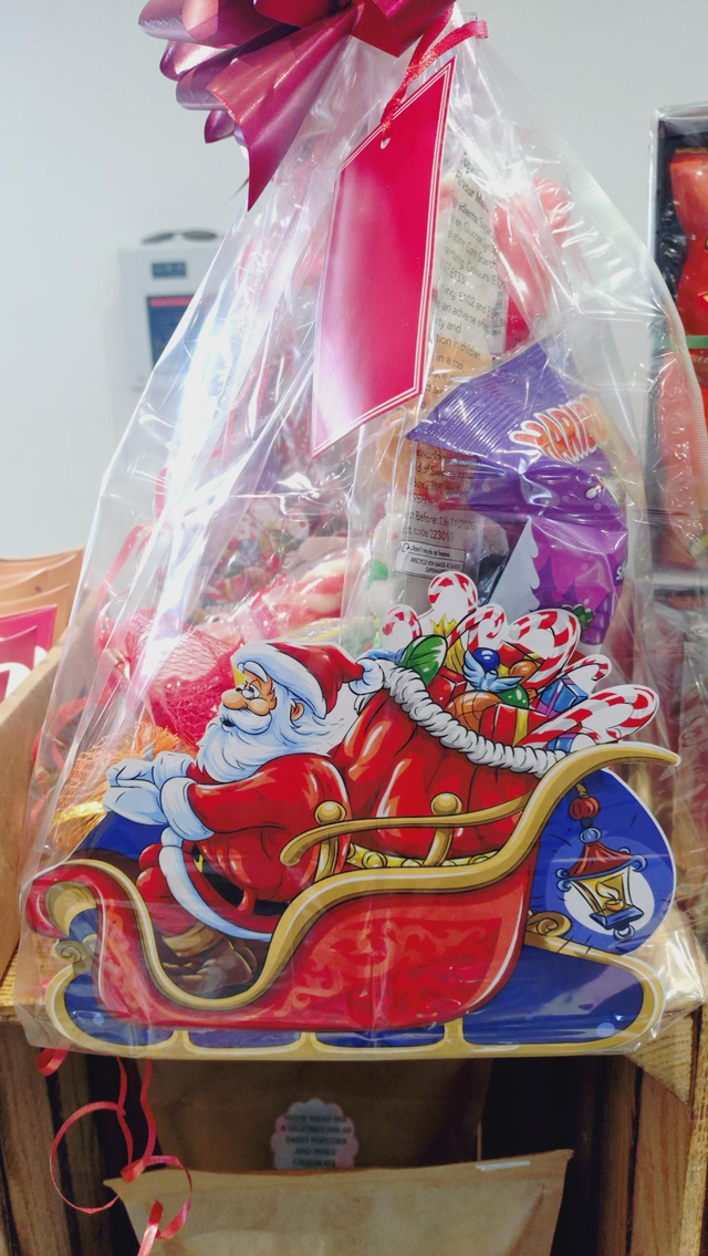 Santa Hamper 
