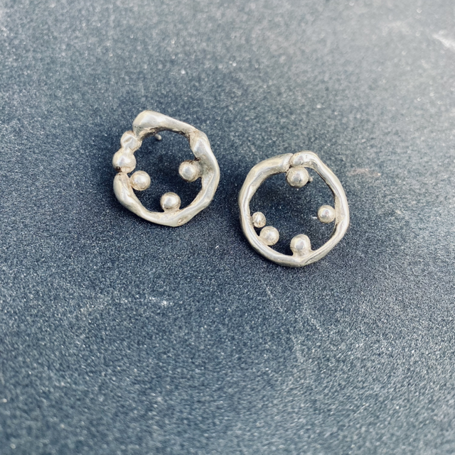 Boucles d’oreille cercle et gouttes