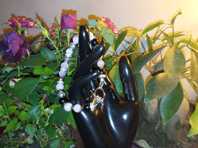 Bracelet en pierres naturelles confiance et ambition: attirer l'abondance financière et la réussite