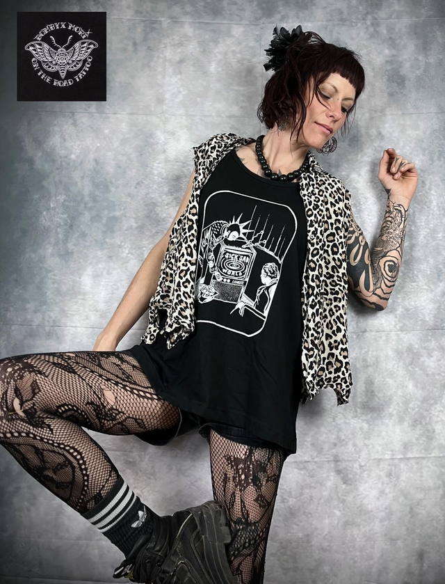 T-shirt Tank "Sick Sad World"