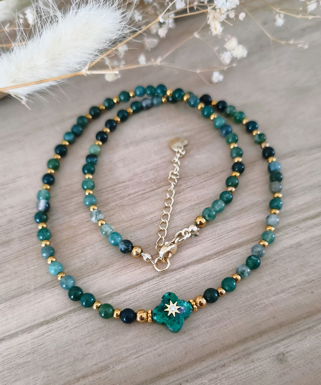 A Collier "Trèfle" Agate mousse