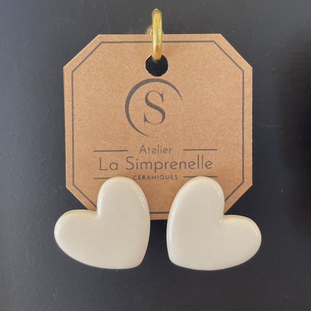 Boucles d’oreilles puces 🤍 Cœur dodu