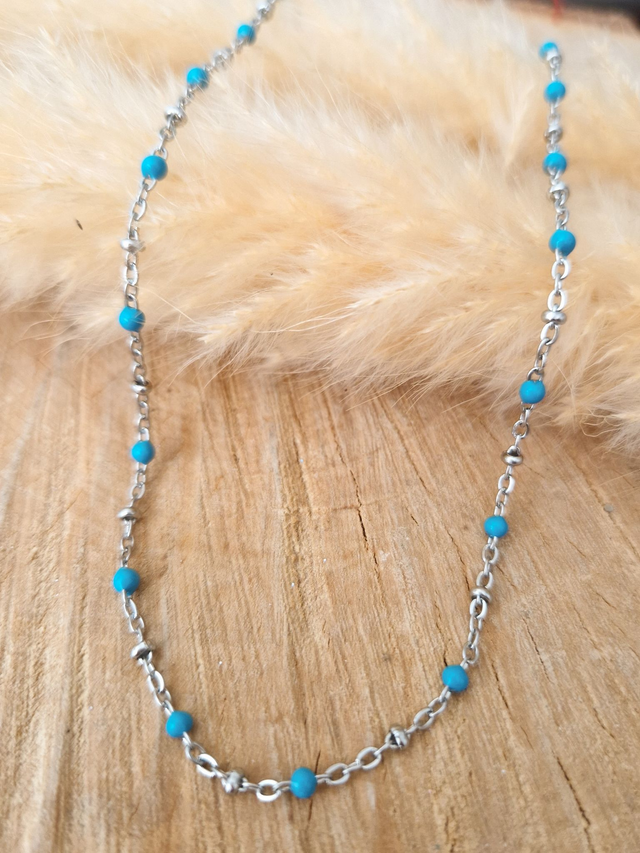 Collier finesse "Perles émaillées" - Modèle argenté et bleu