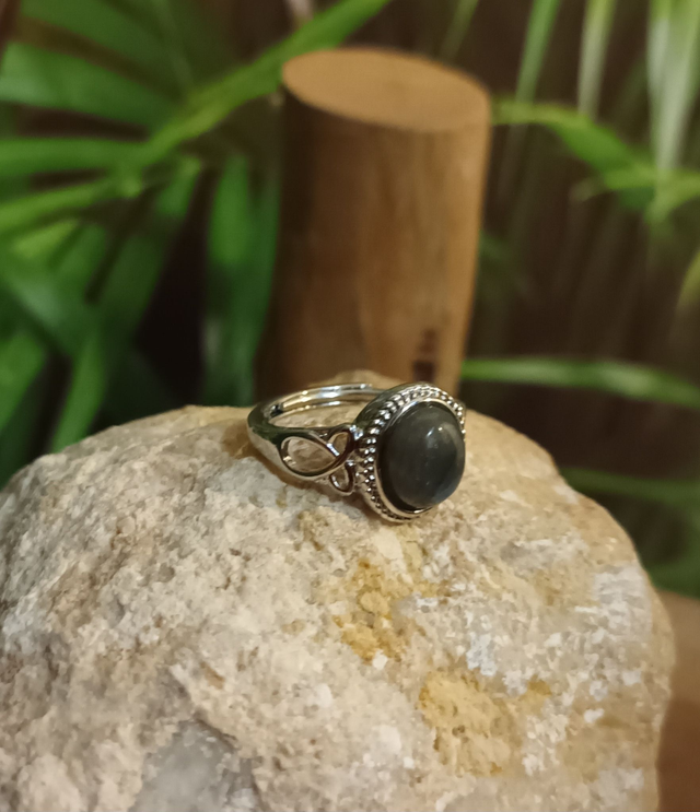 Bague ajustable en labradorite et laiton rhodié