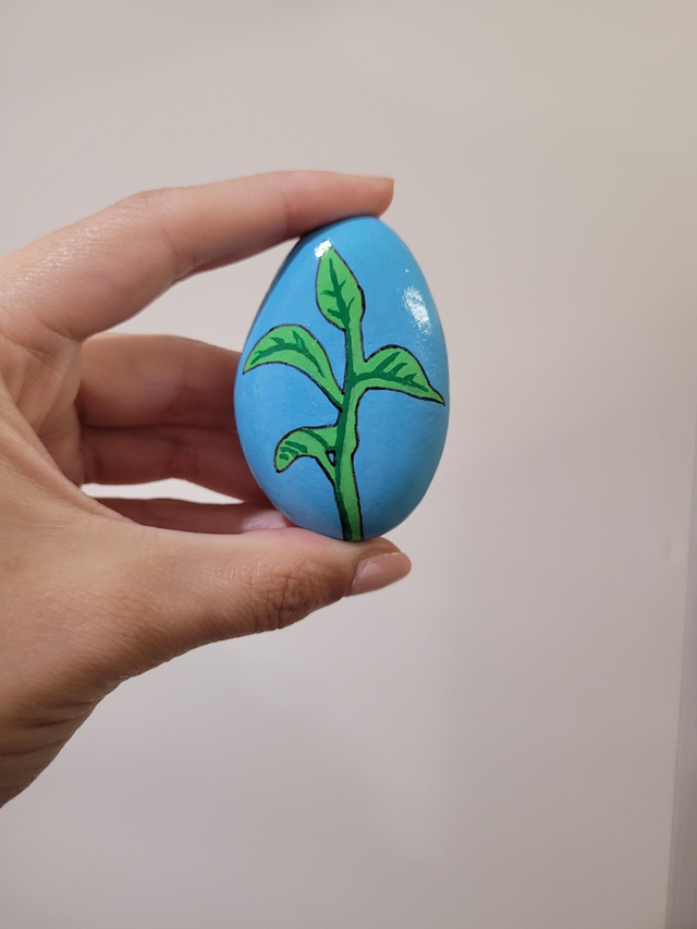 Plant With Blue Background Pebble (Small) - NW-315