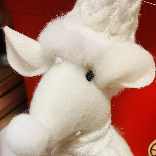 Christmas Decorations - Shelf sitting mouse