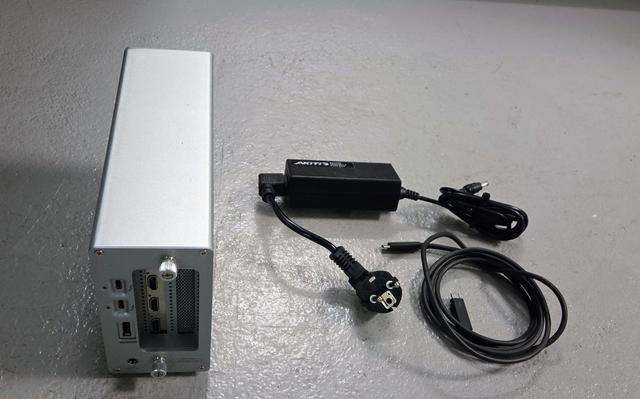 AKiTiO Thunder3 PCIe expansionsbox