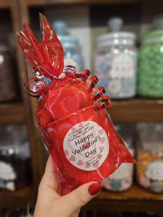 Valentines treat cups 