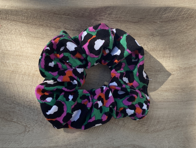 Chouchou Léopard rose