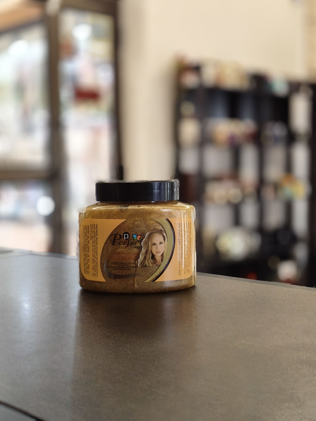 GOLD Scrub EXFOLIANTE CORPORAL CON PARTICULA DORADA 