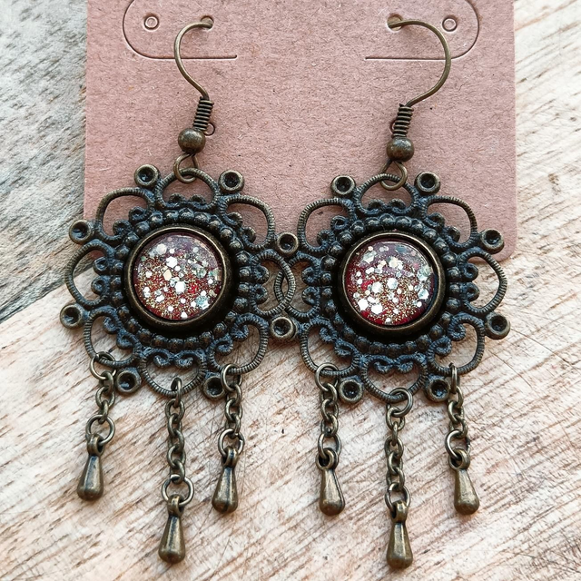 Boucles d'oreilles IRMA rouge et paillettes dorées