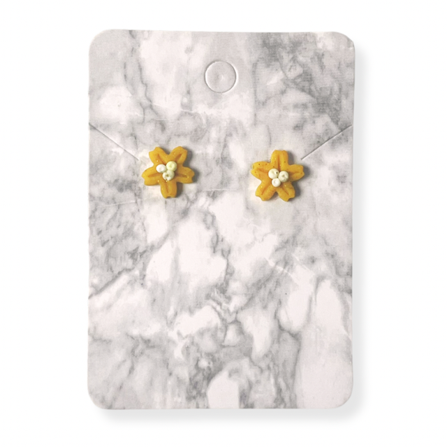 Flower studs - yellow