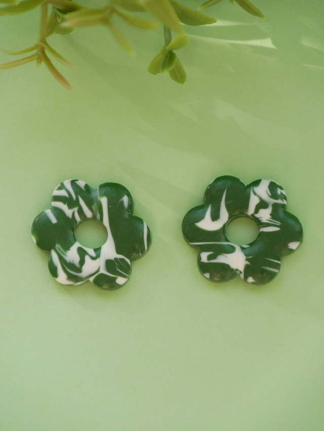 Bloom Green/white