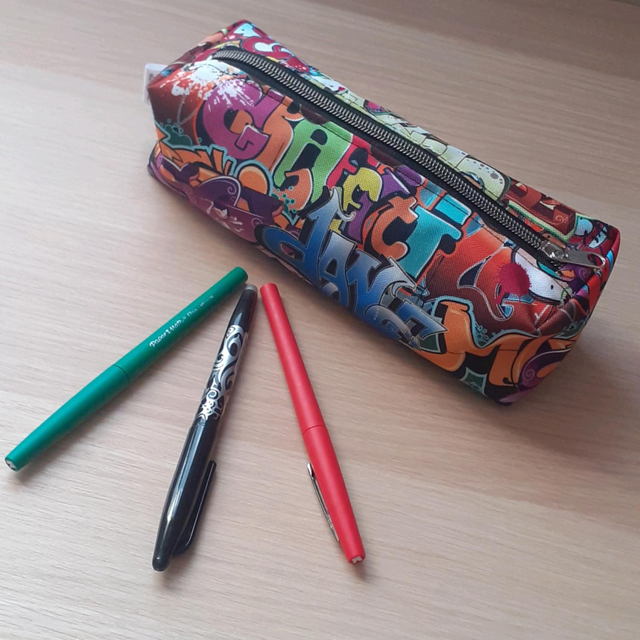 Trousse d&#039;école grafiti