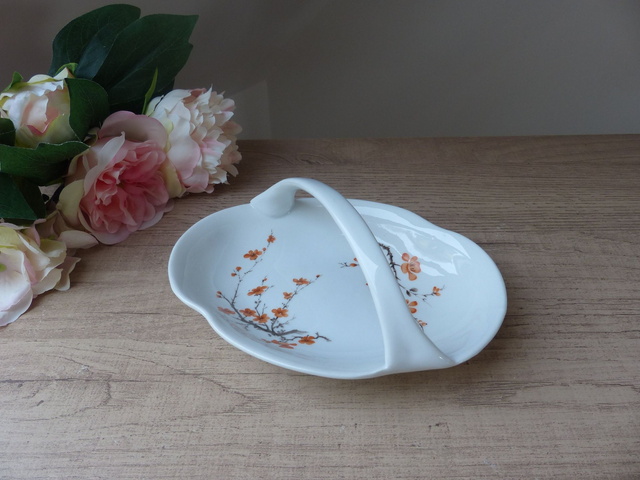 Vide-Poche Vintage Porcelaine Limoges – Panier Fleuri, Décor Floral Peint Main, Coupelle à Bijoux, Plat Apéritif, Collection France Élégante