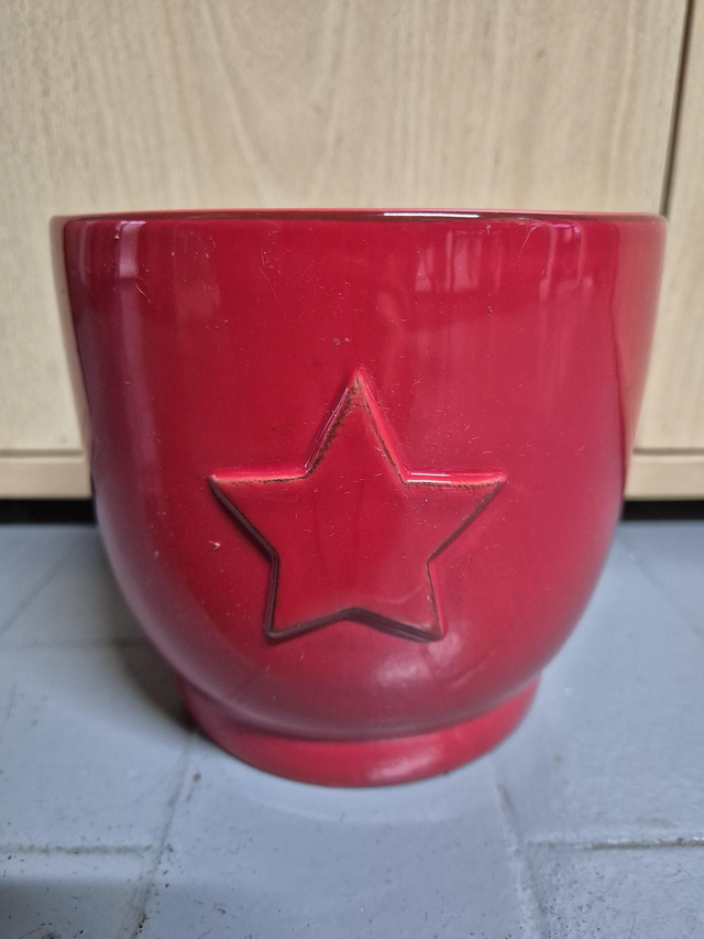 Cache pot déco étoile diamètre 13cm