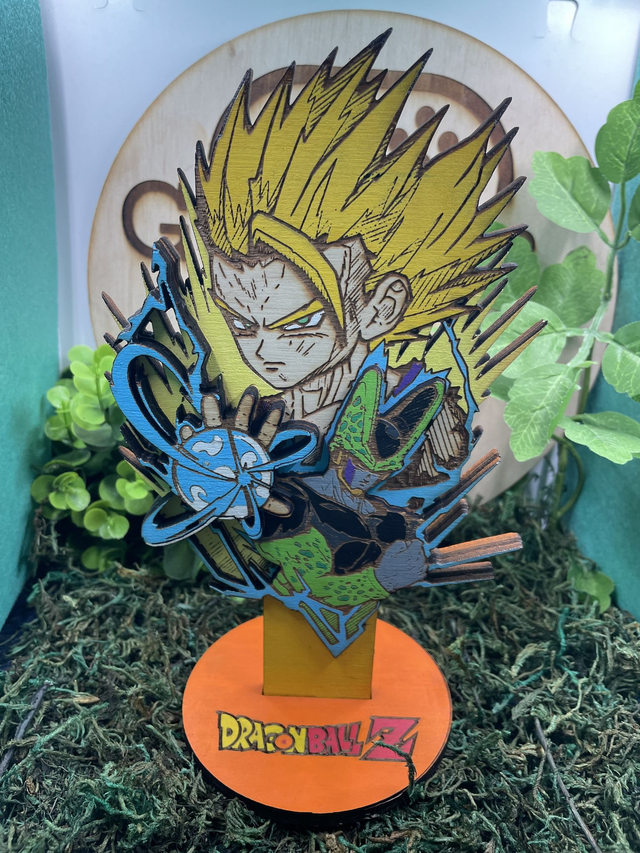 Figurine Dragon ball z, Gohan vs cell. En bois.