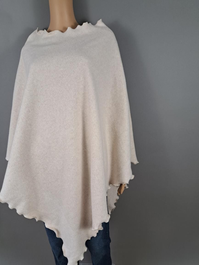 Baumwollfleece Poncho wellig beige