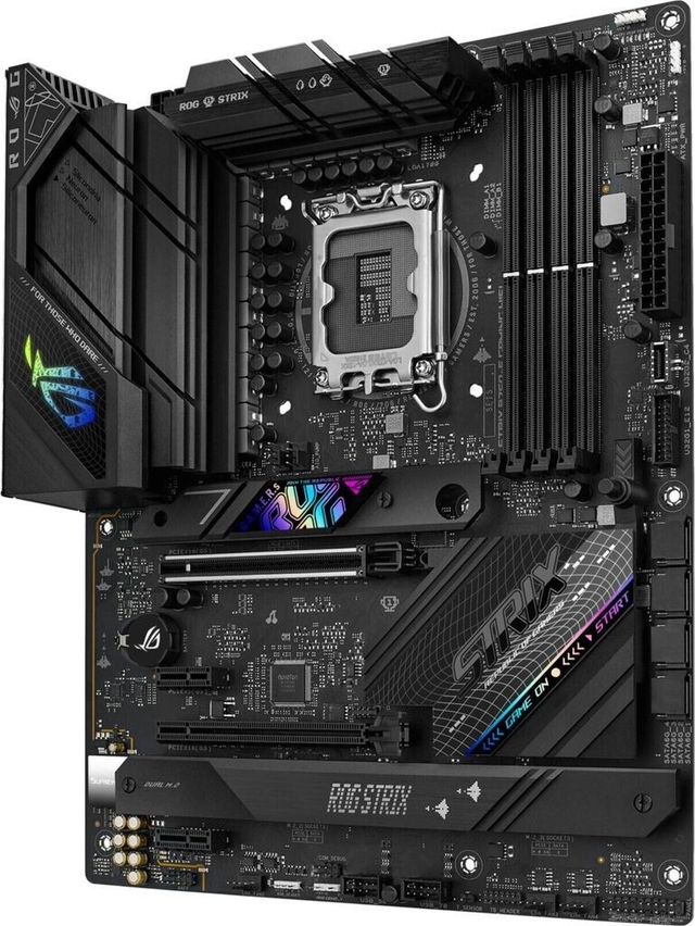 02.2.0079 – Scheda Madre ASUS ROG Strix B760‑F Gaming WiFi DDR5 – ATX gaming enthusiast con WiFi per Intel 12ª/13ª/14ª Gen