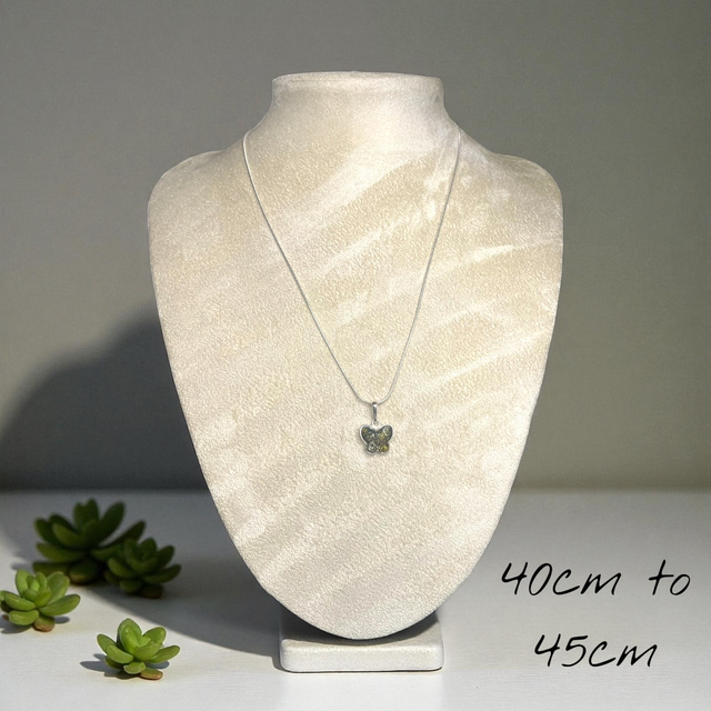 Amber and Sterling Silver necklace