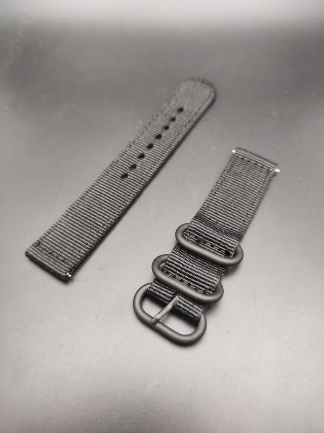 20mm nylon (2 coloris)