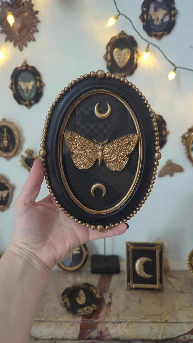 Cadre baroque doré et noir - papillon lunaire