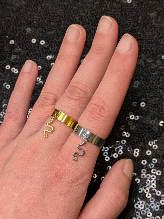 Bague breloque serpent 