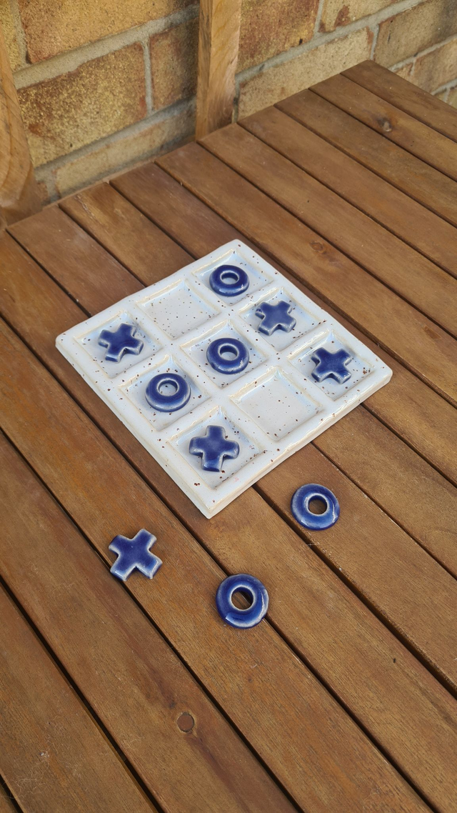 Noughts + Crosses board