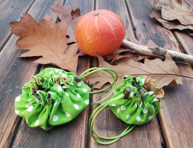 Pochette bourse -- Vert pois blanc