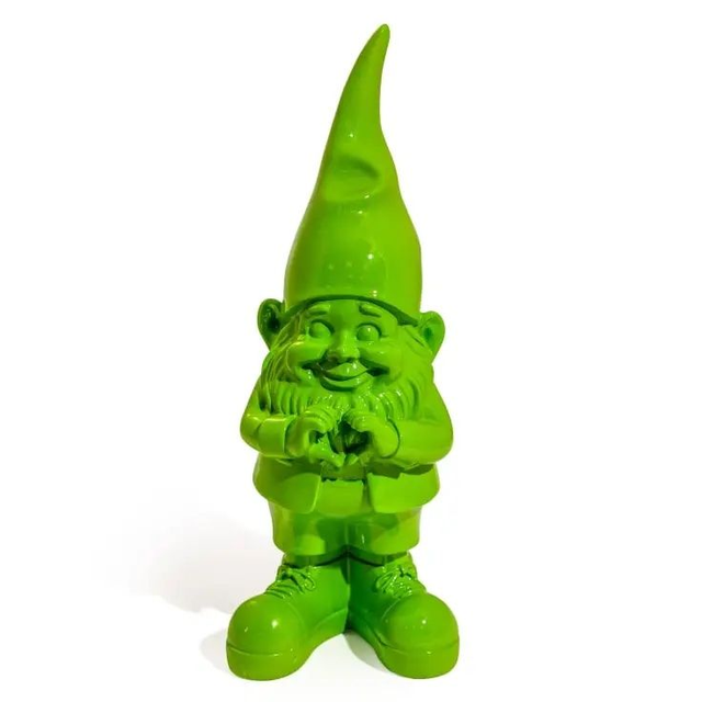 Medium Bright Green &quot;Heart Hands&quot; Gnome Figure