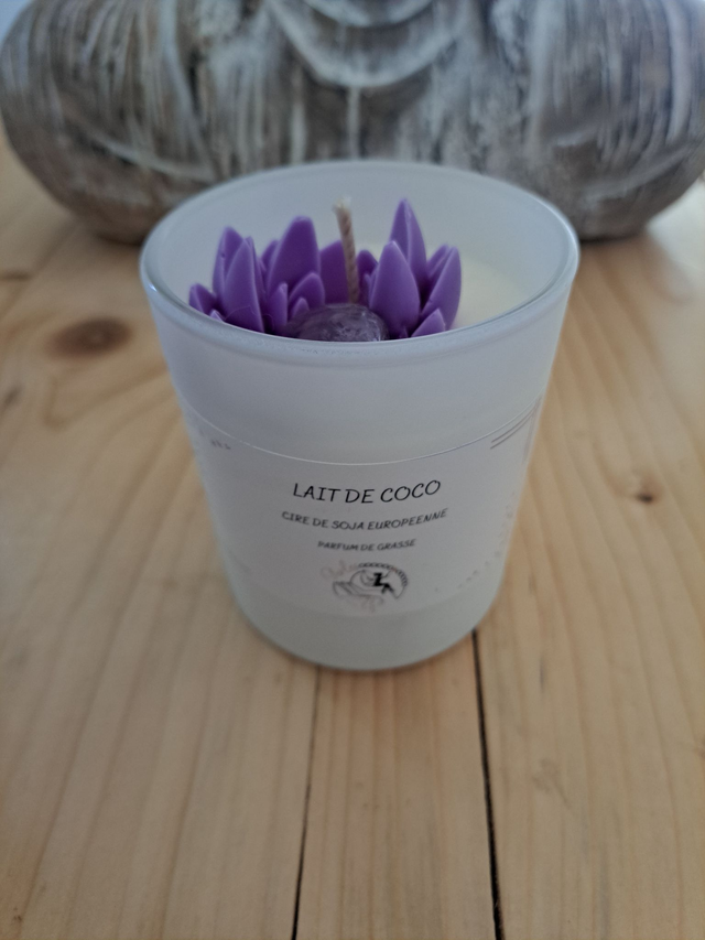 Bougie Lait de coco avec améthyste
