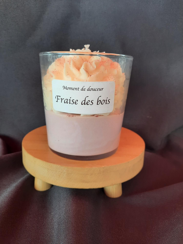 Bougie 30h Fraise des bois 