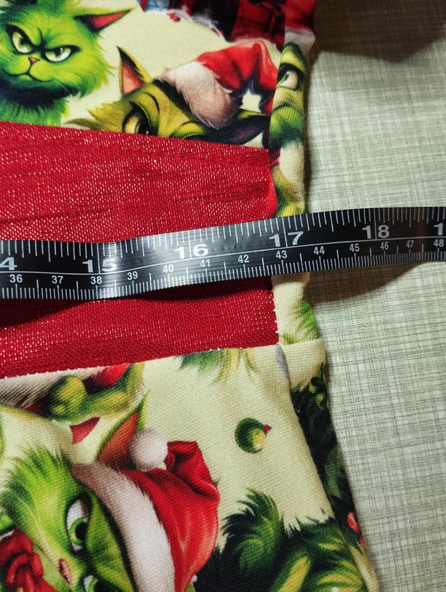 Robe Green Cat Christmas T44/46