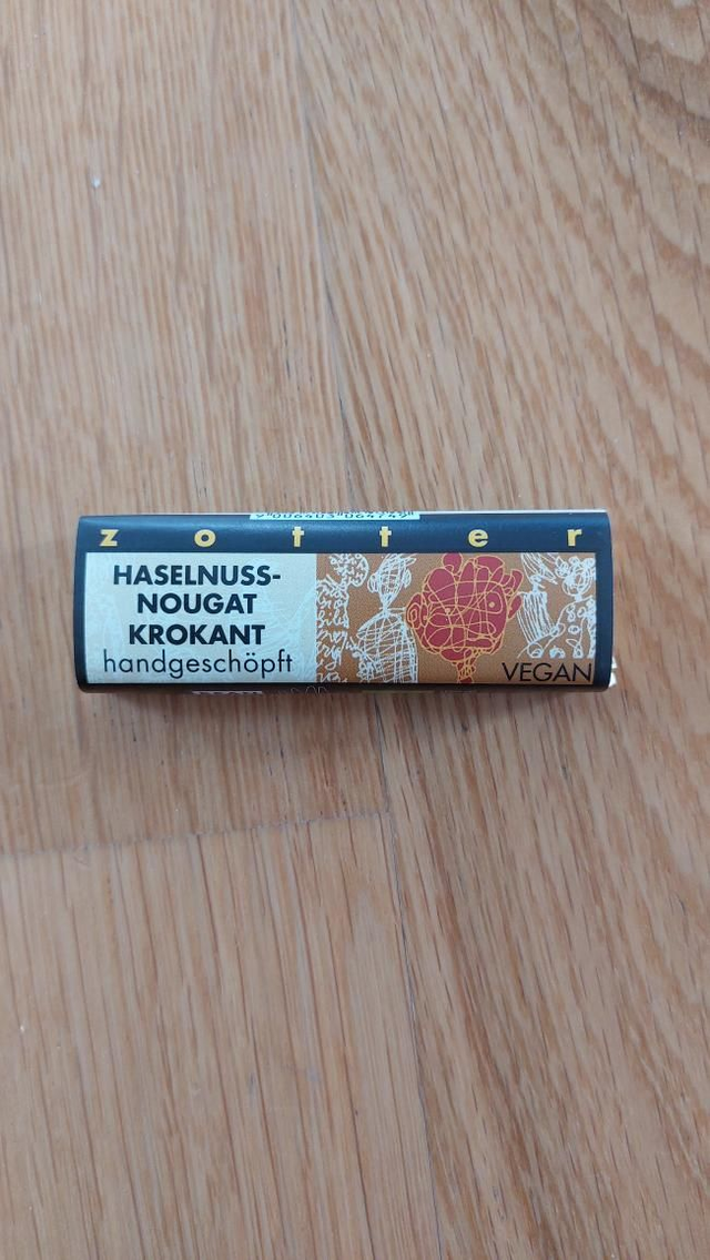 Zotter Mini Handscooped Crunchy Hazelnut Praline Dark