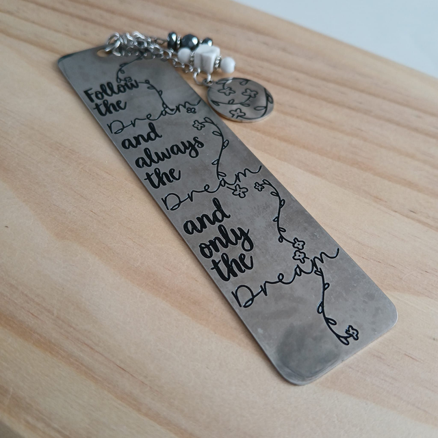 Boekenlegger met Calciet (4.044)