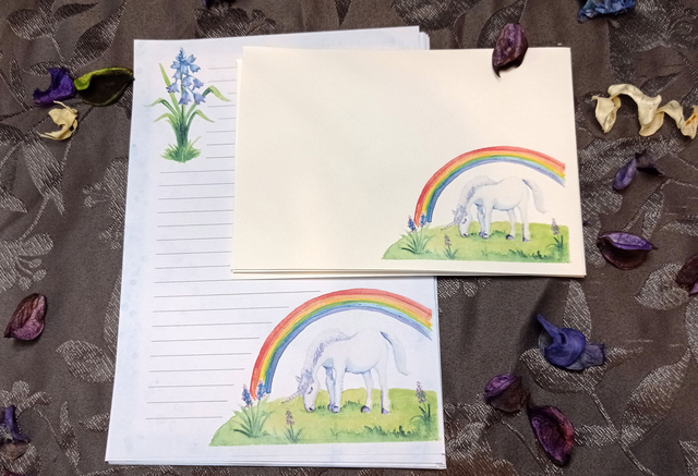 Papier à lettres et enveloppes Licorne Arc-en-Ciel