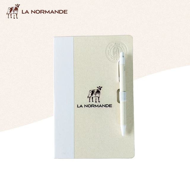 Carnet A5 vache Normande en brique de lait recyclé 