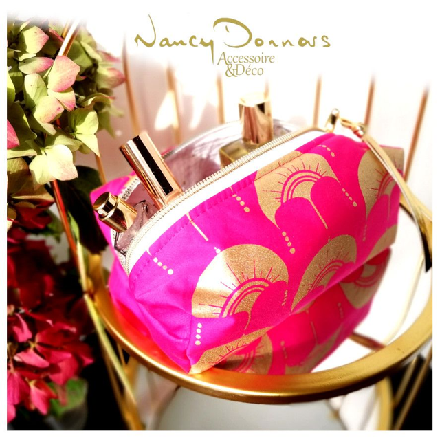 Pochette maquillage fuchsia